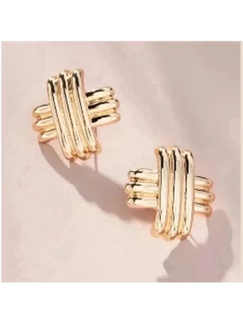 New! Gold Post Earrings (3050) NWOT